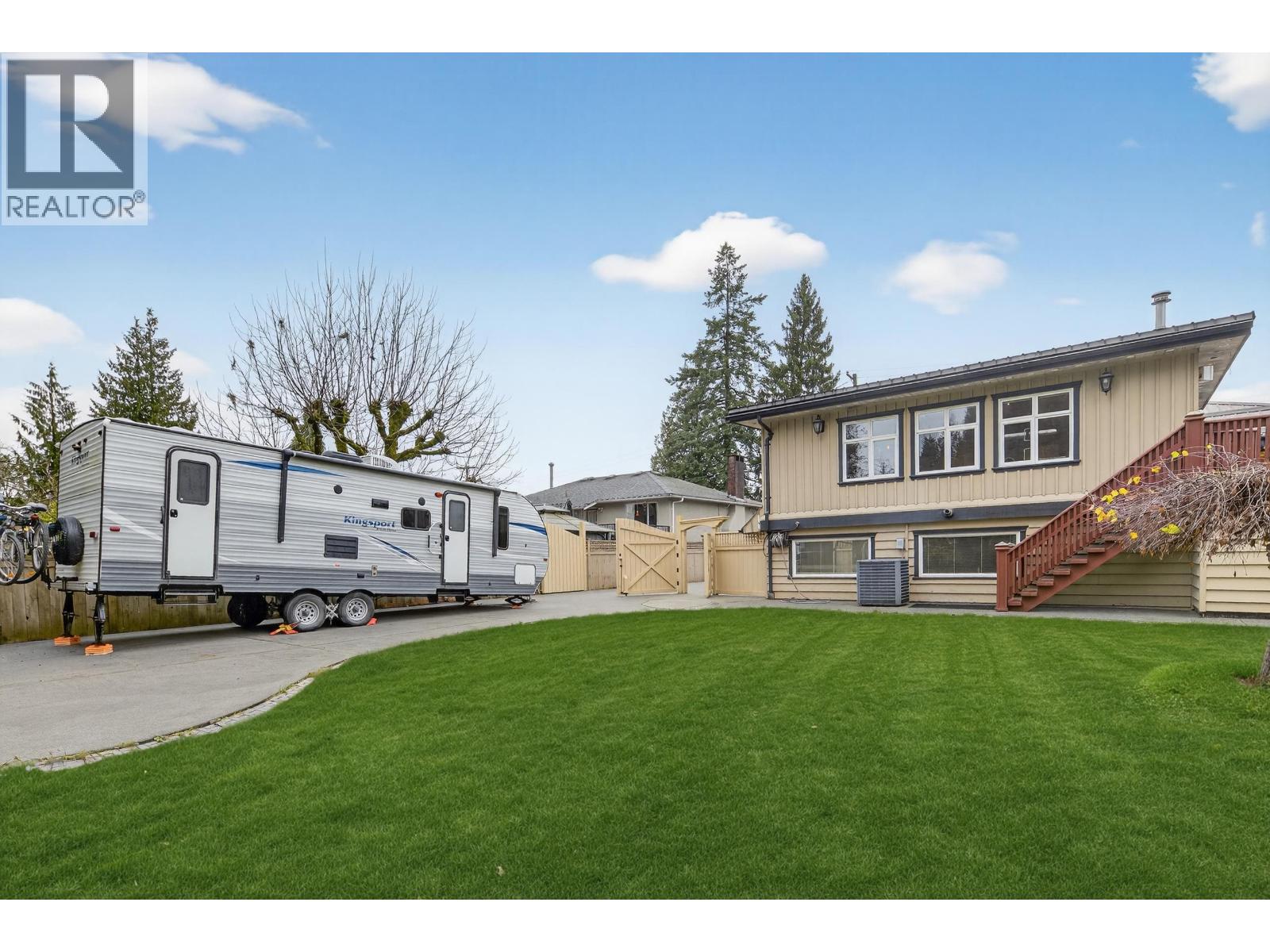 707 Newport Street, Coquitlam, British Columbia  V3J 3H7 - Photo 33 - R3071958