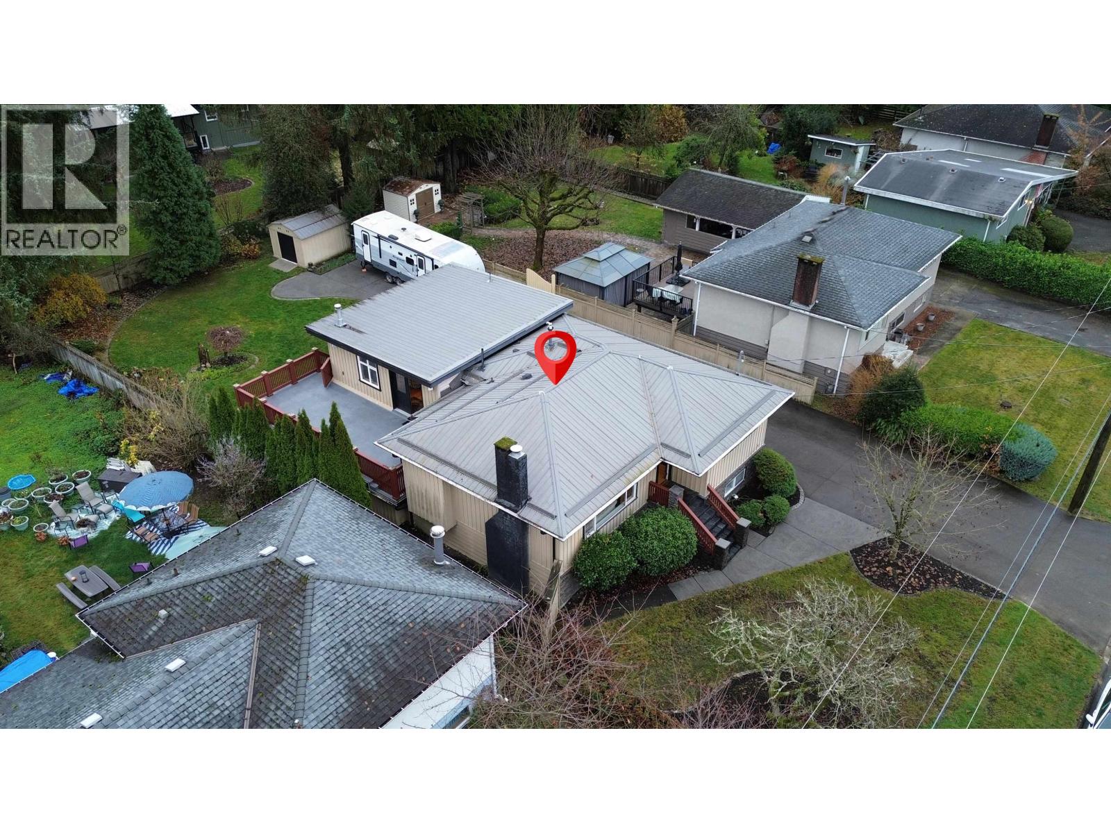 707 Newport Street, Coquitlam, British Columbia  V3J 3H7 - Photo 40 - R3071958