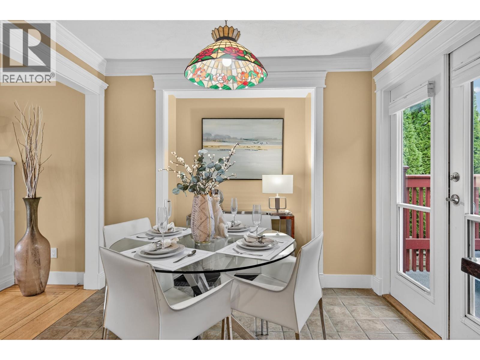 707 Newport Street, Coquitlam, British Columbia  V3J 3H7 - Photo 6 - R3071958