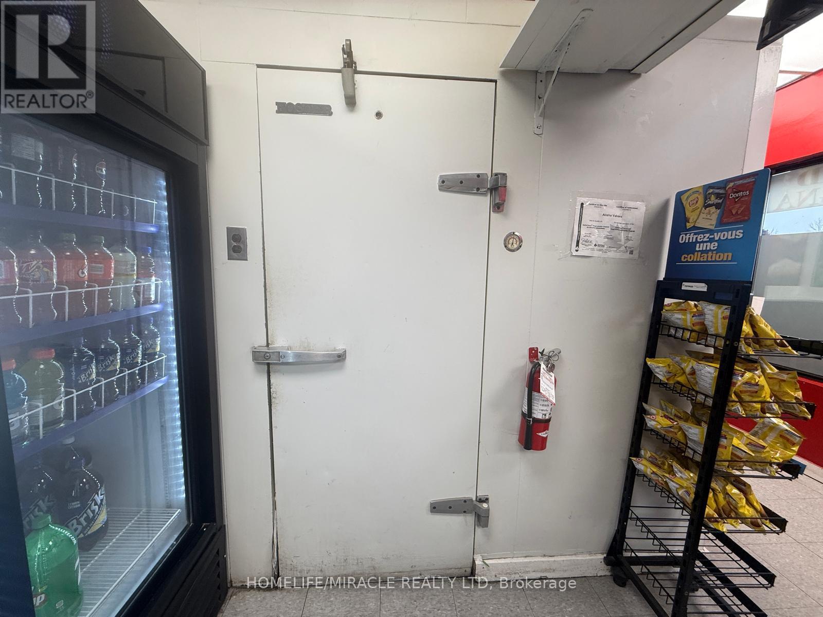 2 - 170 Brantwood Park Road, Brantford, Ontario  N3P 1N7 - Photo 11 - X12598956