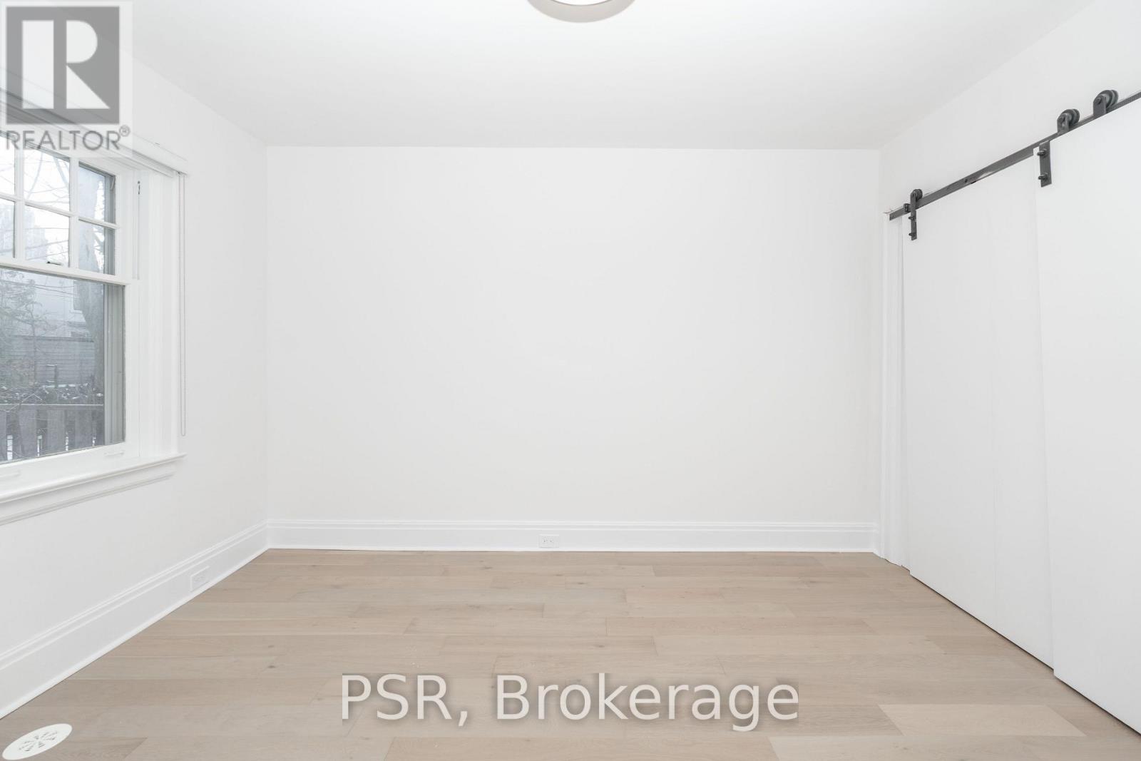 25 Coulson Avenue, Toronto, Ontario  M4V 1Y3 - Photo 7 - C12599302