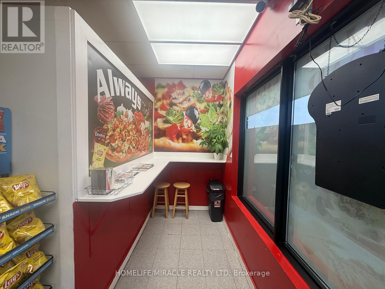 2 - 170 Brantwood Park Road, Brantford, Ontario  N3P 1N7 - Photo 6 - X12598956