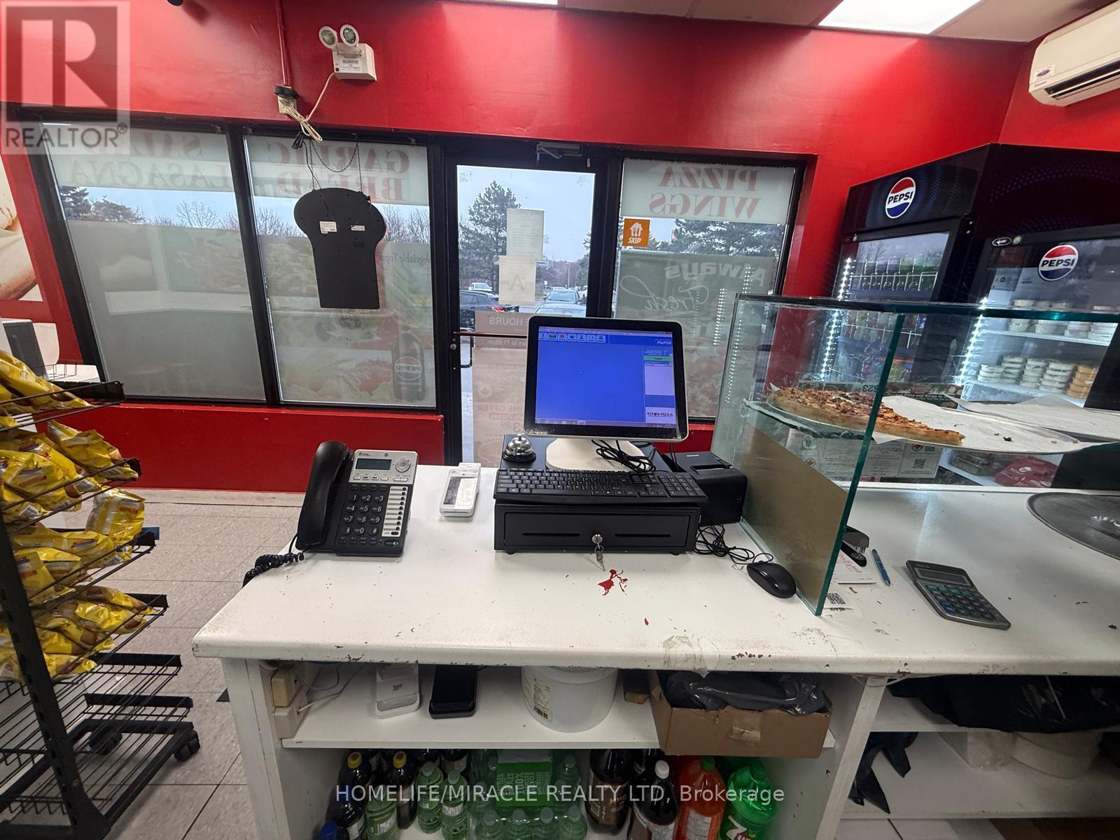 2 - 170 Brantwood Park Road, Brantford, Ontario  N3P 1N7 - Photo 7 - X12598956