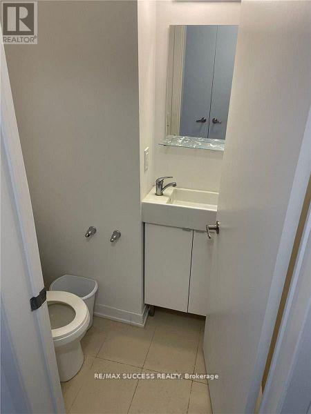 205 - 1800 Simcoe Street N, Oshawa, Ontario  L1G 4X9 - Photo 8 - E12599426