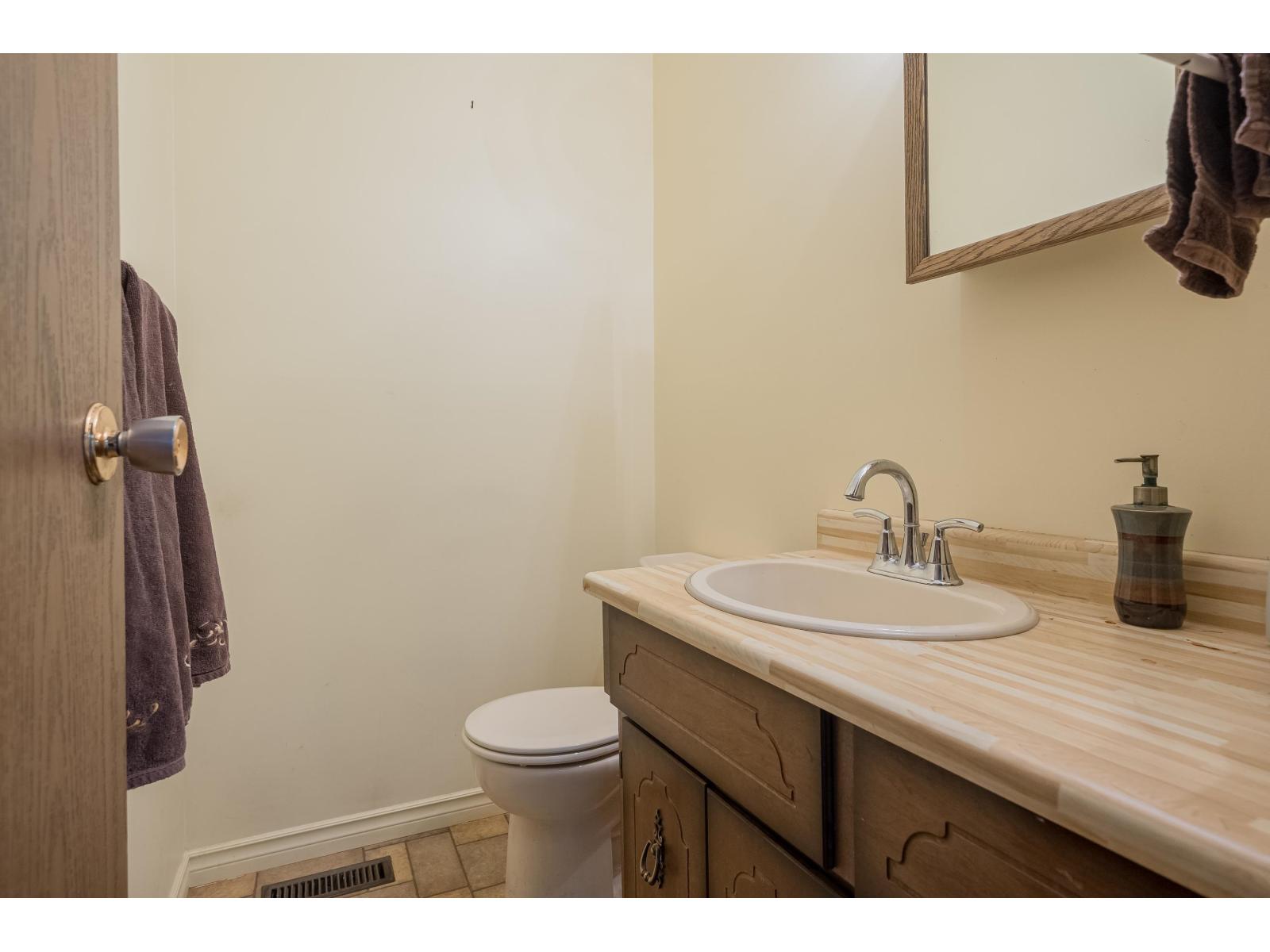 18270 58b Avenue, Surrey, British Columbia  V3S 5V9 - Photo 20 - R3071826