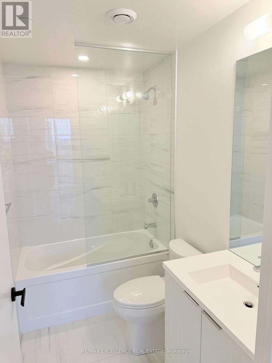 2307 - 08 Interchange Way, Vaughan, Ontario  L4K 0R2 - Photo 7 - N12599440