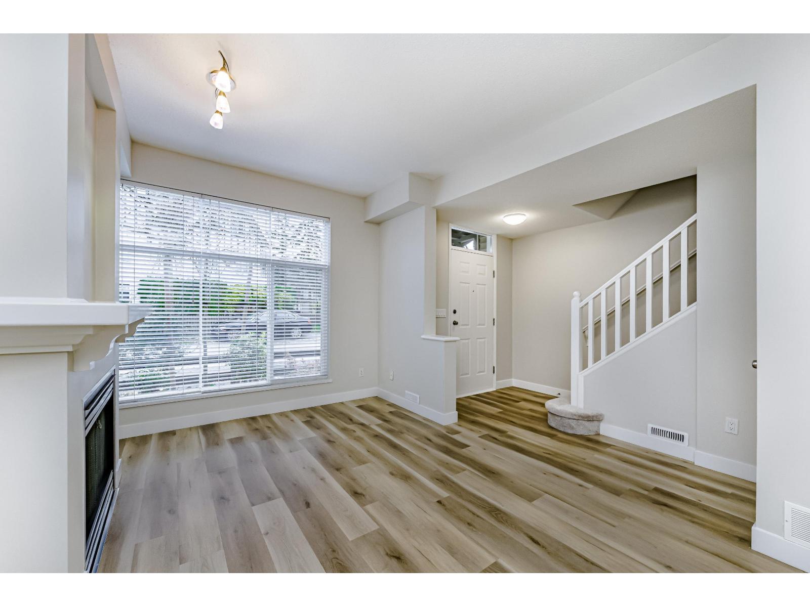 65 6465 184a Street, Surrey, British Columbia  V3S 8X9 - Photo 8 - R3071405