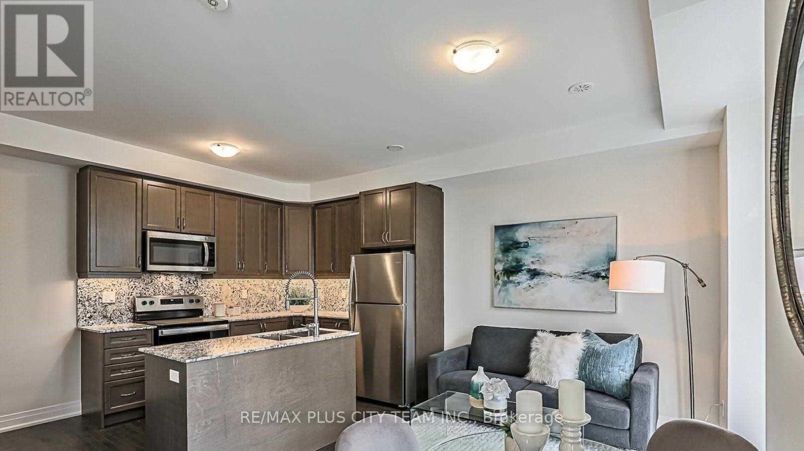 66 - 721 Lawrence Avenue W, Toronto, Ontario M6A 0C6 - Photo 2 - W12599424