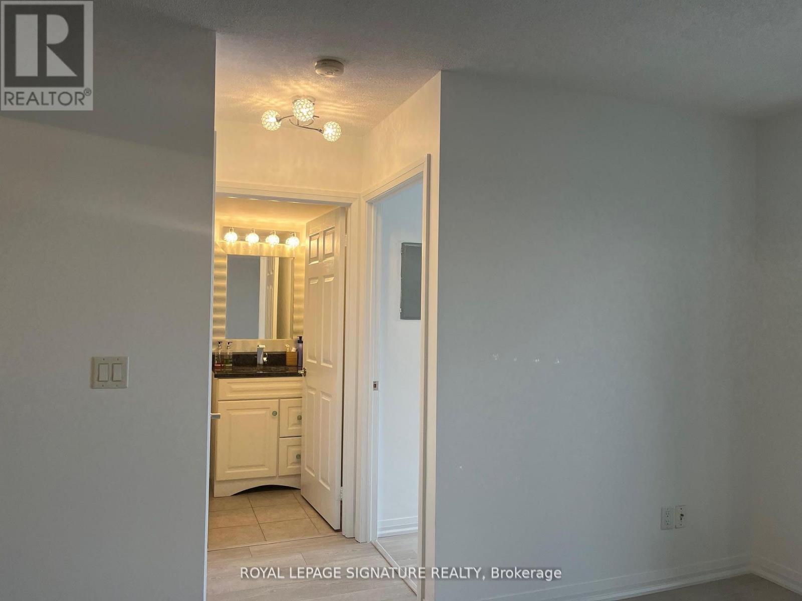 311 - 220 Forum Drive, Mississauga, Ontario  L4Z 4K1 - Photo 17 - W12599428