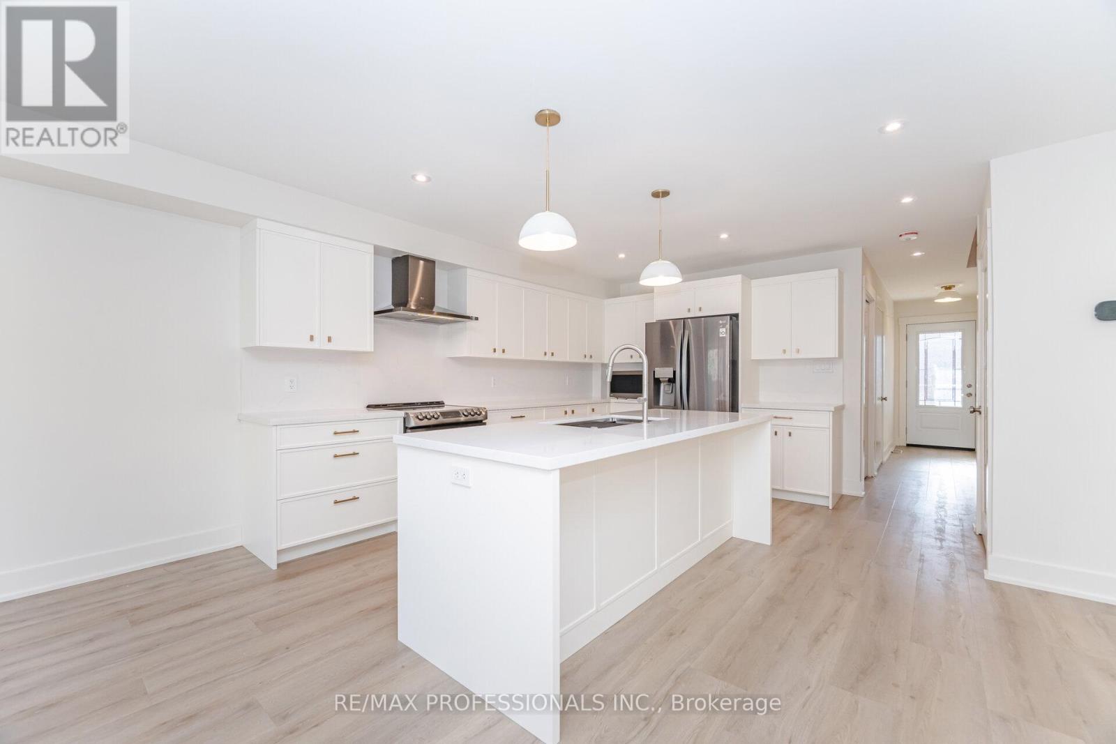 7 - 3115 New Street, Burlington, Ontario  L7N 3T4 - Photo 13 - W12587068