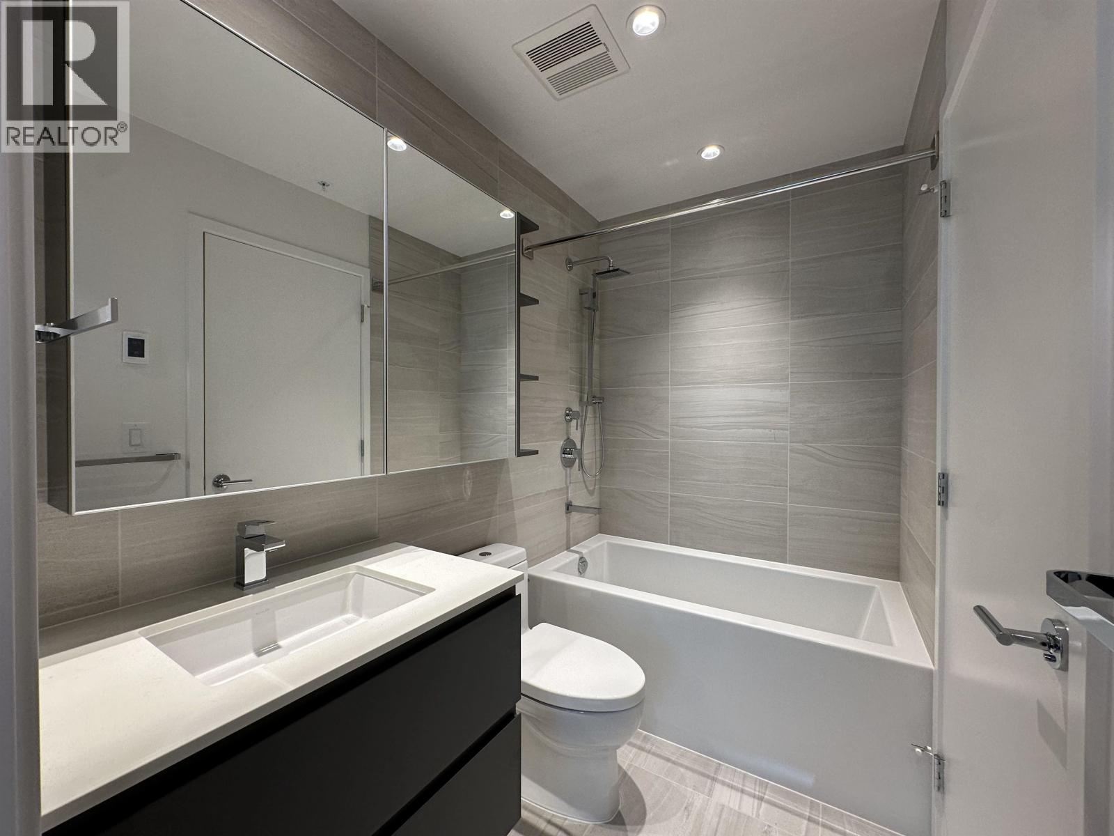 623 6300 Minoru Boulevard, Richmond, British Columbia V6Y 0N1 - Photo 15 - R3071860