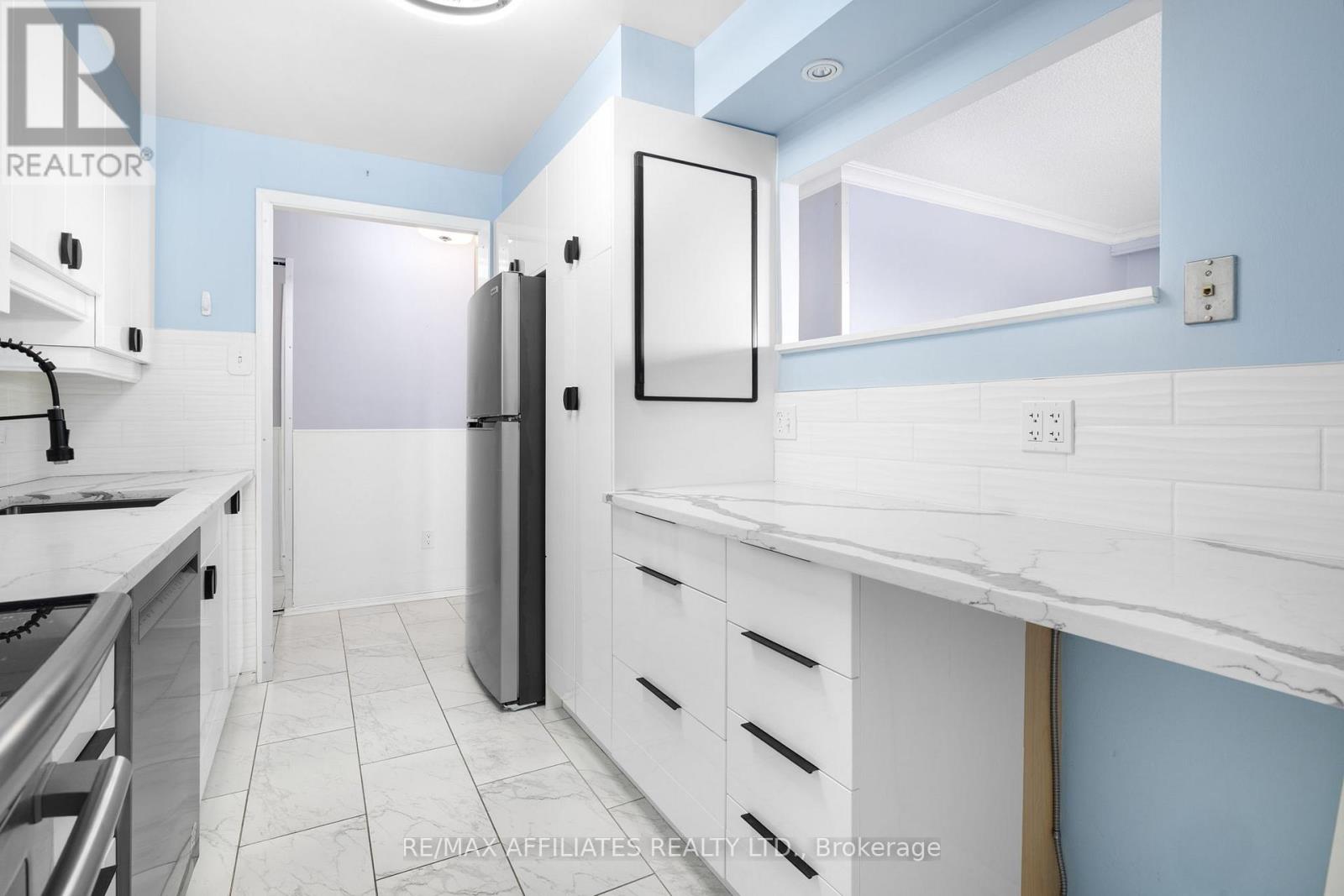 1025 Richmond Rd  #2305 Road, Ottawa, Ontario  K2B 8G8 - Photo 13 - X12599464