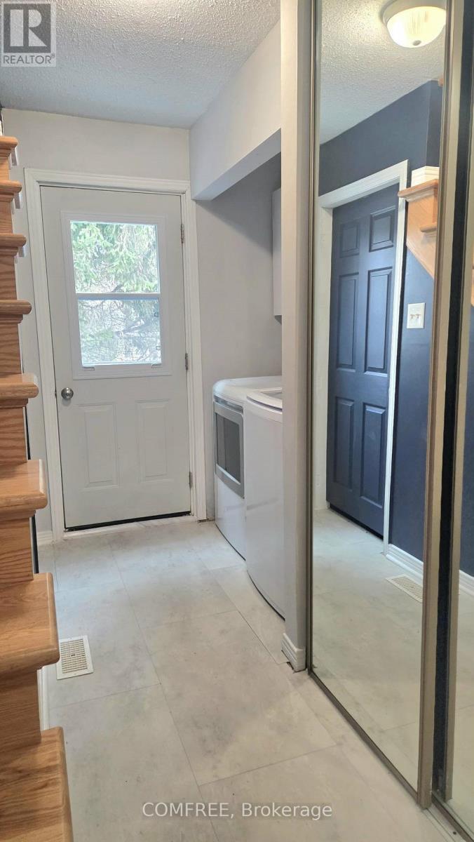 48 Tartan Drive, Ottawa, Ontario  K2J 2V5 - Photo 17 - X12486747