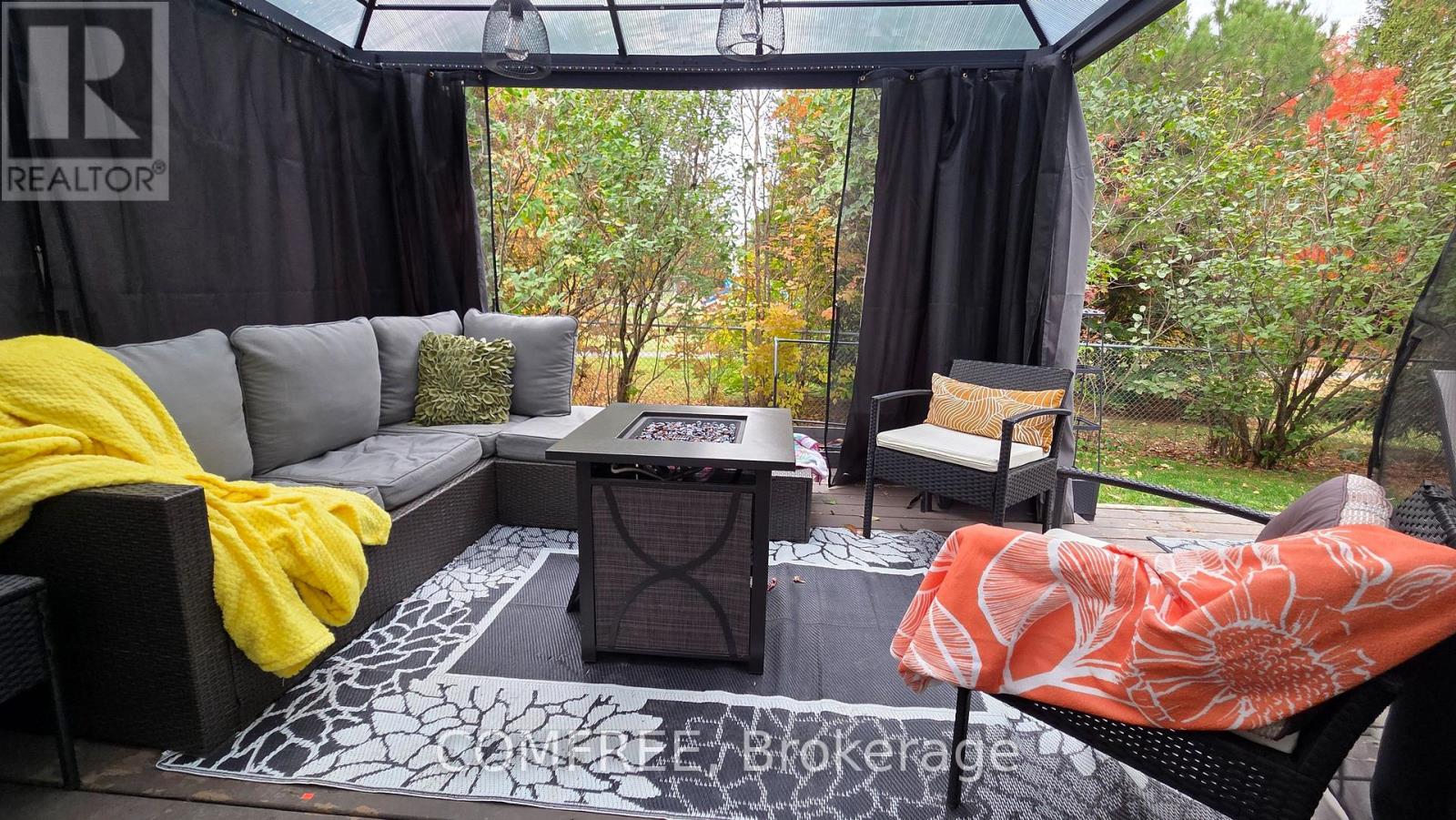 48 Tartan Drive, Ottawa, Ontario  K2J 2V5 - Photo 18 - X12486747