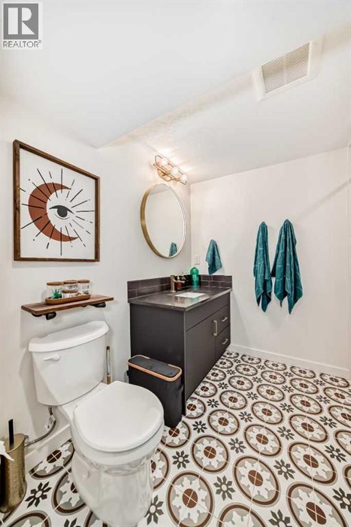 2155 Mackid Crescent Ne, Calgary, Alberta  T2E 6B5 - Photo 33 - A2269255