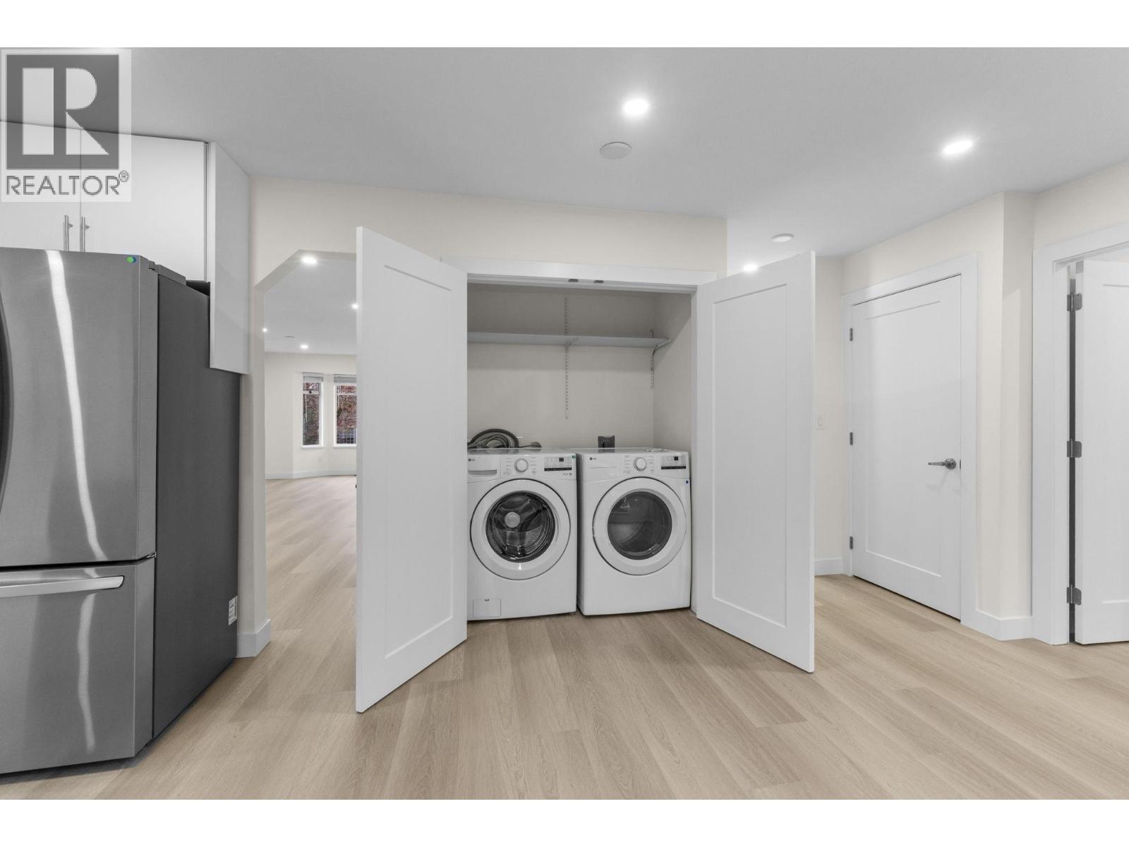 1252 Hudson Street, Coquitlam, British Columbia  V3B 6P8 - Photo 12 - R3071159