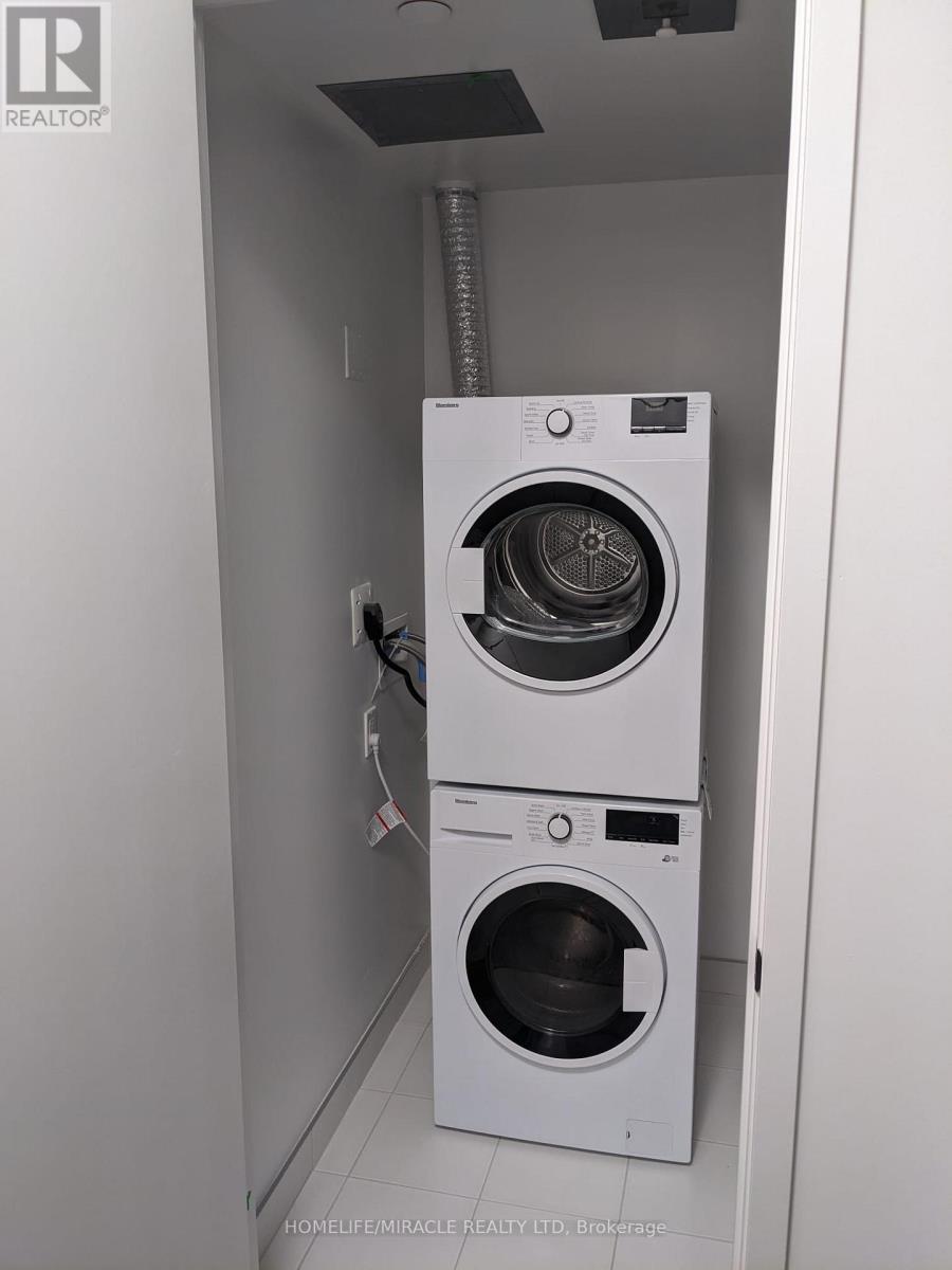 1306 - 108 Peter Street, Toronto, Ontario  M5V 0W2 - Photo 12 - C12599468