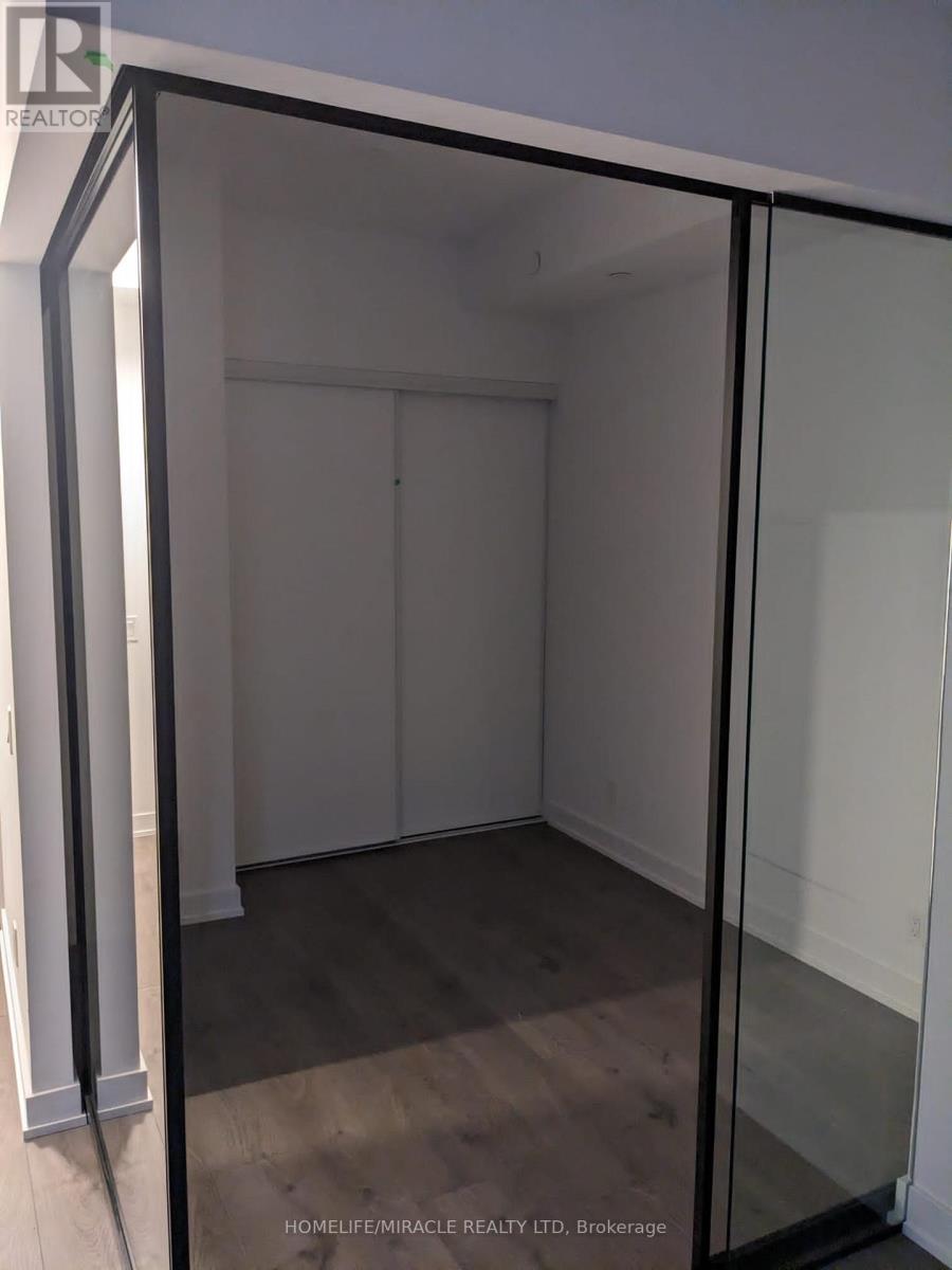 1306 - 108 Peter Street, Toronto, Ontario  M5V 0W2 - Photo 6 - C12599468