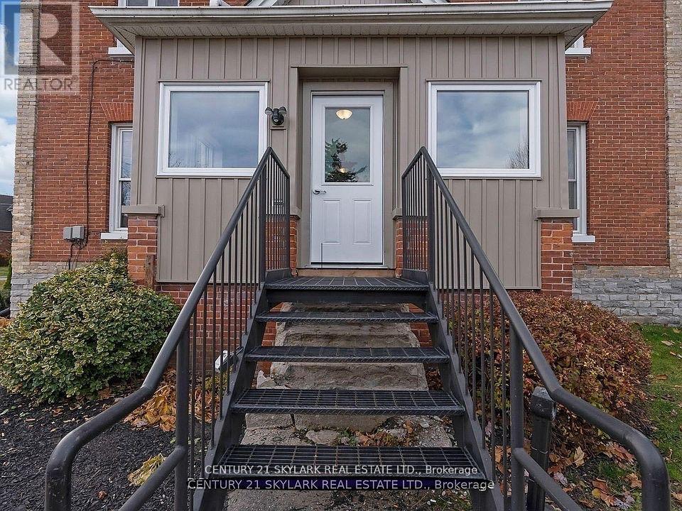 2 - 8 Wellington Street, Clarington, Ontario  L1C 1V2 - Photo 2 - E12599512