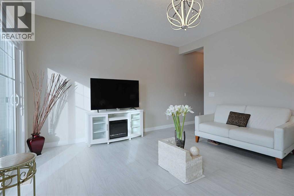 243 Sage Hill Grove Nw, Calgary, Alberta T3R 0Z8 - Photo 5 - A2262411