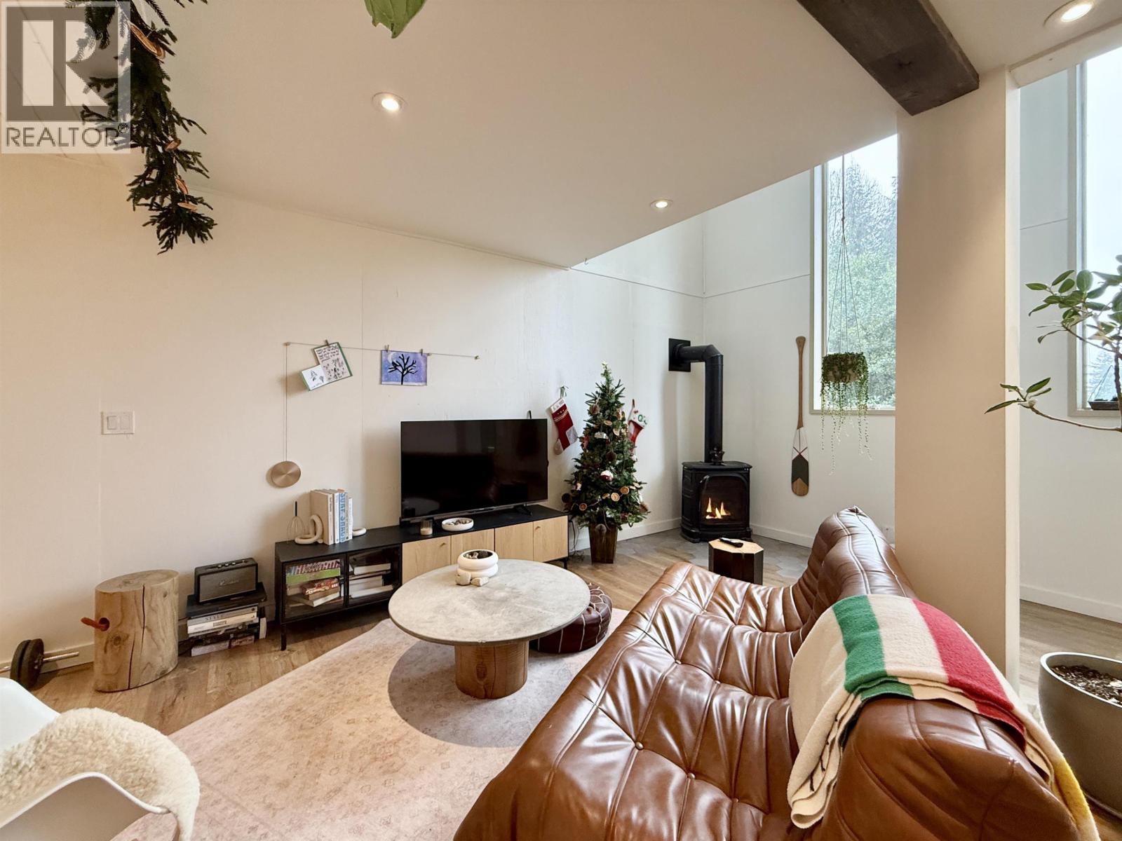 962 Cemetery Road, Gibsons, British Columbia  V0N 1V7 - Photo 6 - R3071025