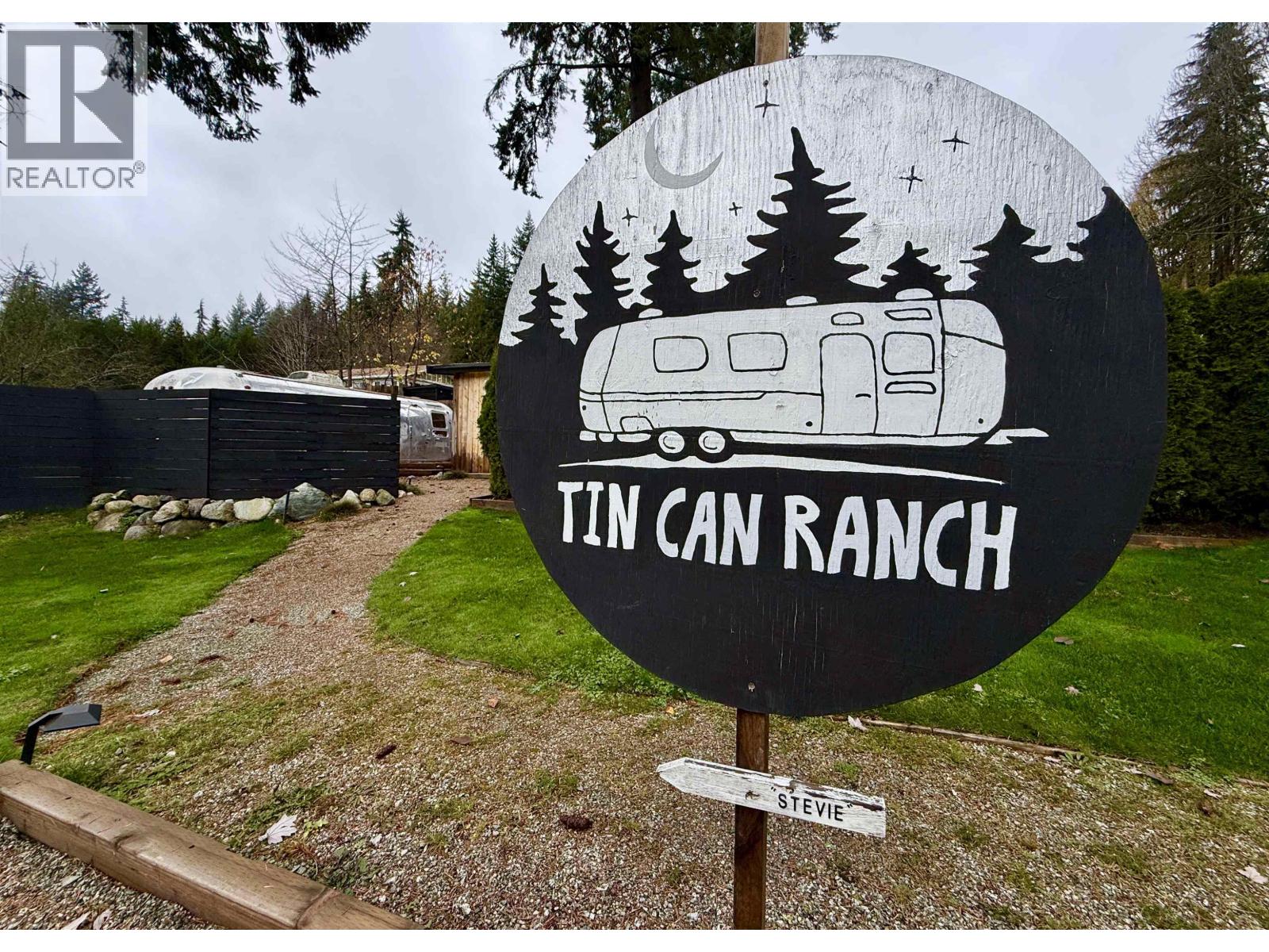 962 Cemetery Road, Gibsons, British Columbia  V0N 1V7 - Photo 33 - R3071025