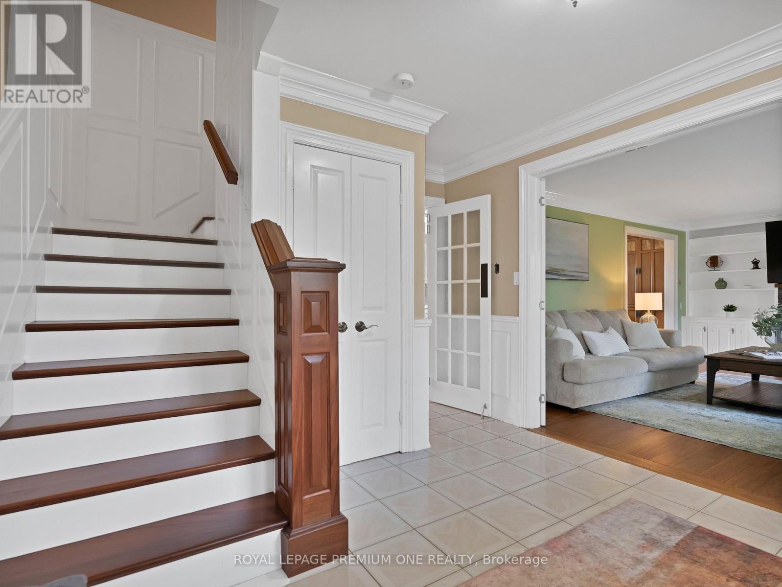 6921 4th Line, New Tecumseth, Ontario  L0G 1W0 - Photo 3 - N12599540