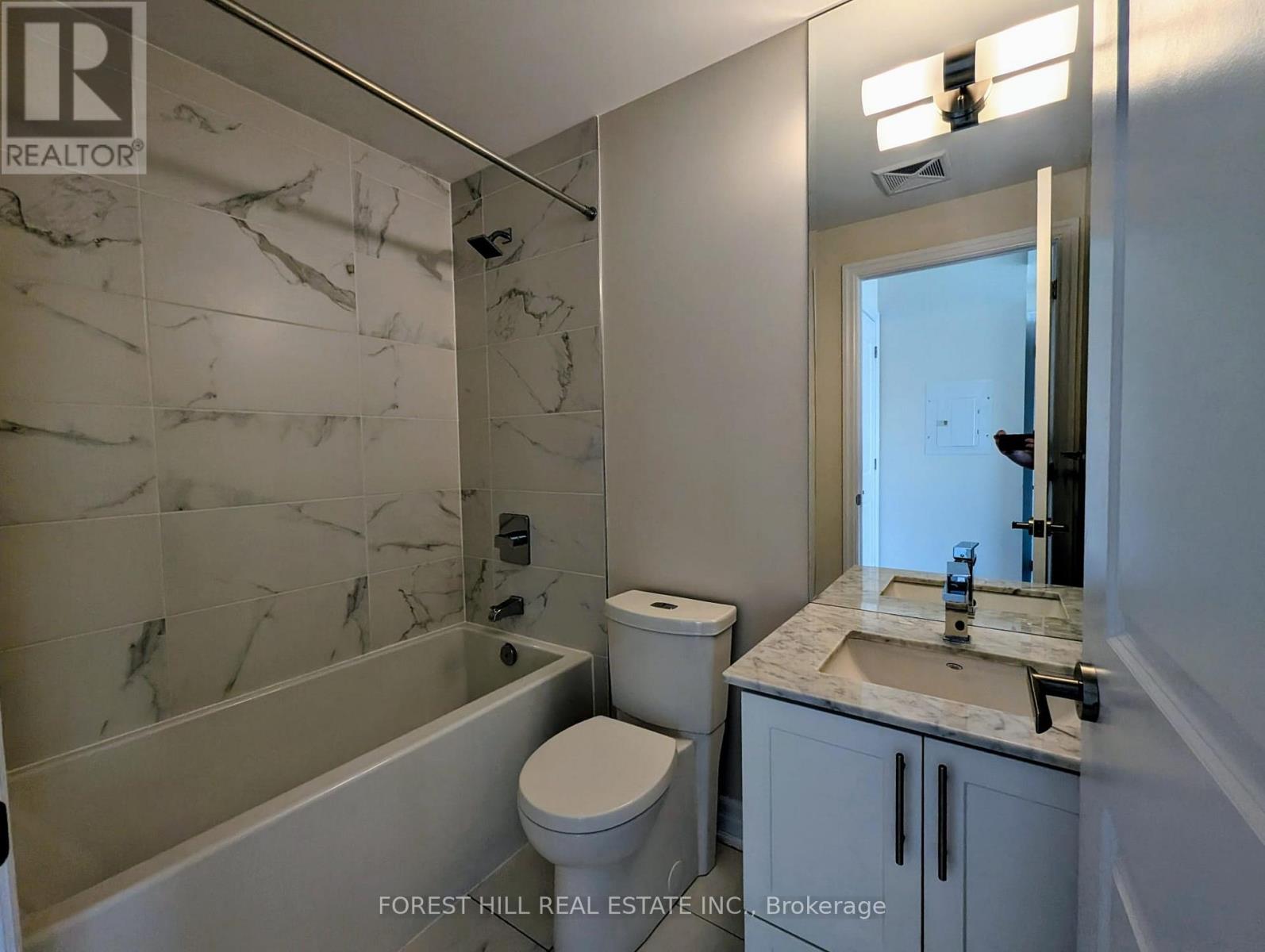 1909 - 9075 Jane Street, Vaughan, Ontario  L5K 0L7 - Photo 18 - N12599546