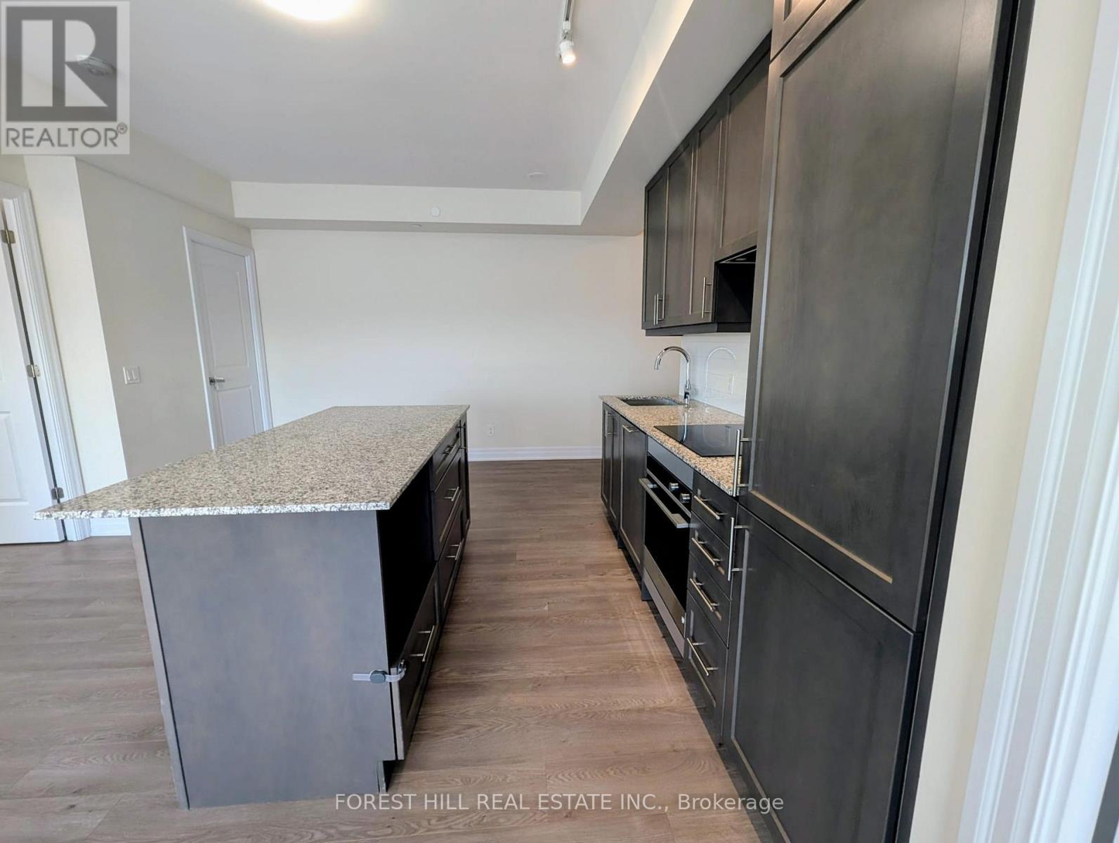 1909 - 9075 Jane Street, Vaughan, Ontario  L5K 0L7 - Photo 8 - N12599546