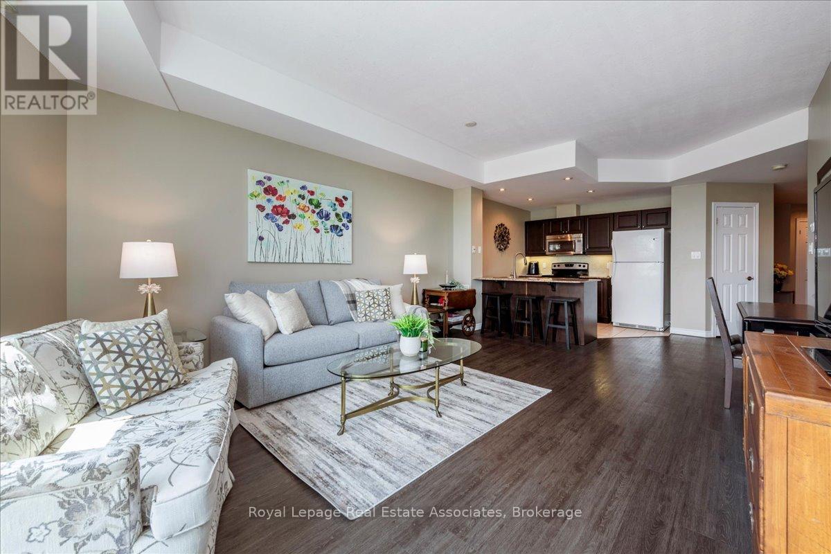 811 - 37 Ellen Street, Barrie, Ontario  L4N 6G2 - Photo 8 - S12599506