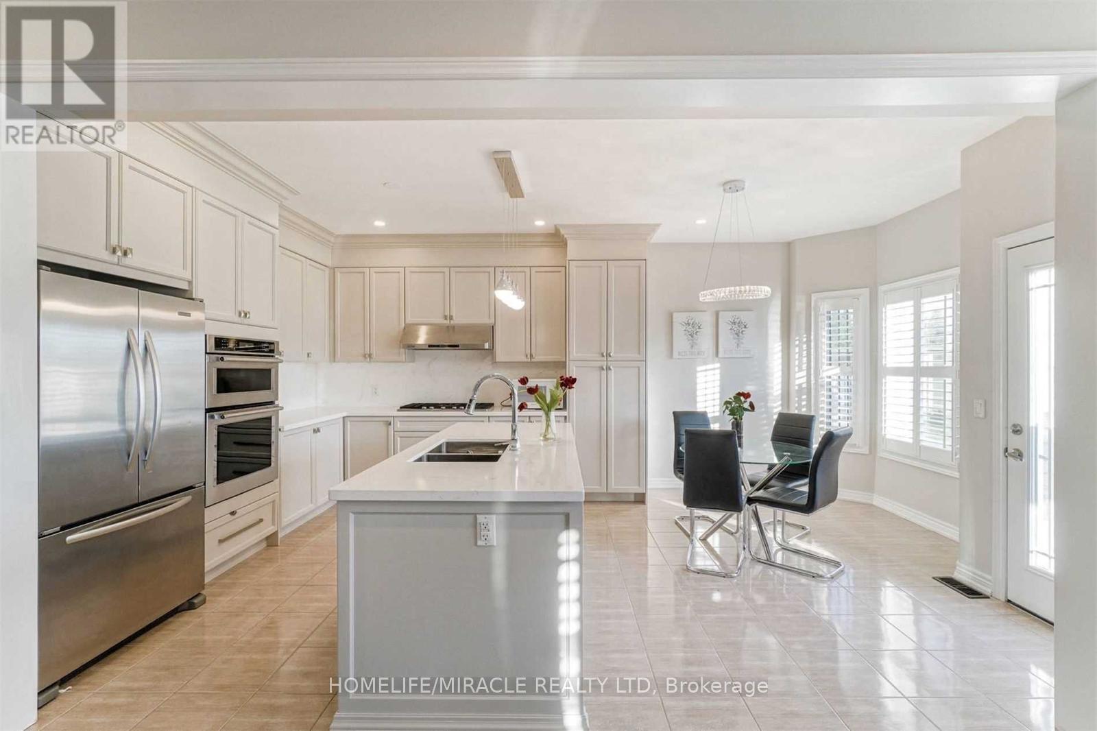 Upper - 766 Miltonbrook Crescent, Milton, Ontario  L9T 8N3 - Photo 6 - W12599462