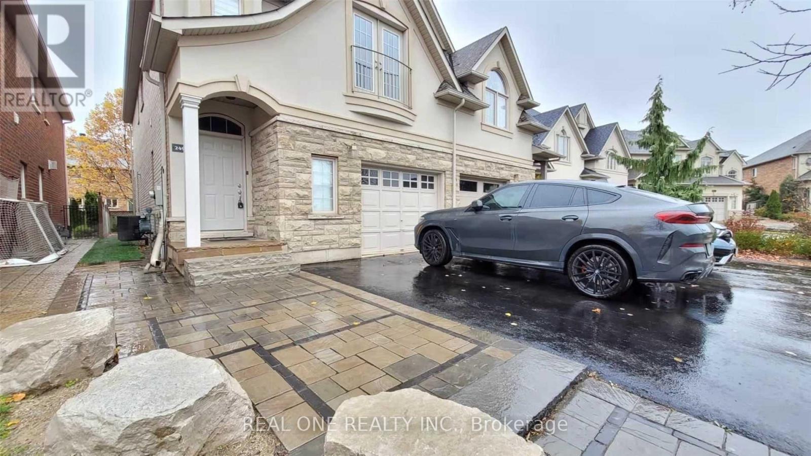 2495 FELHABER CRESCENT, Oakville, Ontario