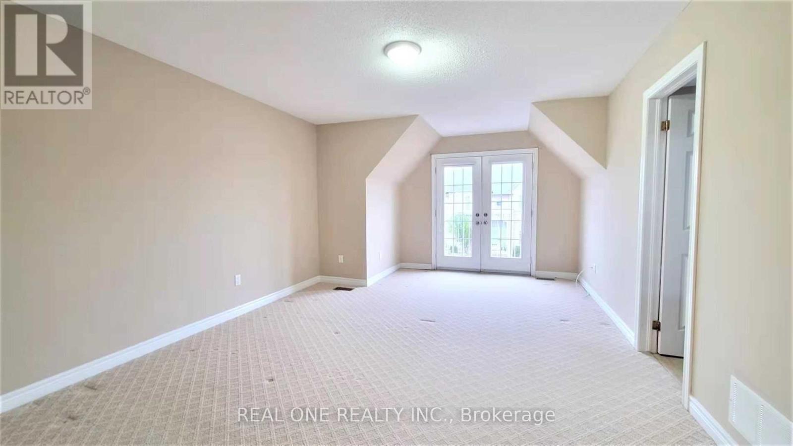 2495 Felhaber Crescent, Oakville, Ontario  L6H 7R8 - Photo 12 - W12599466