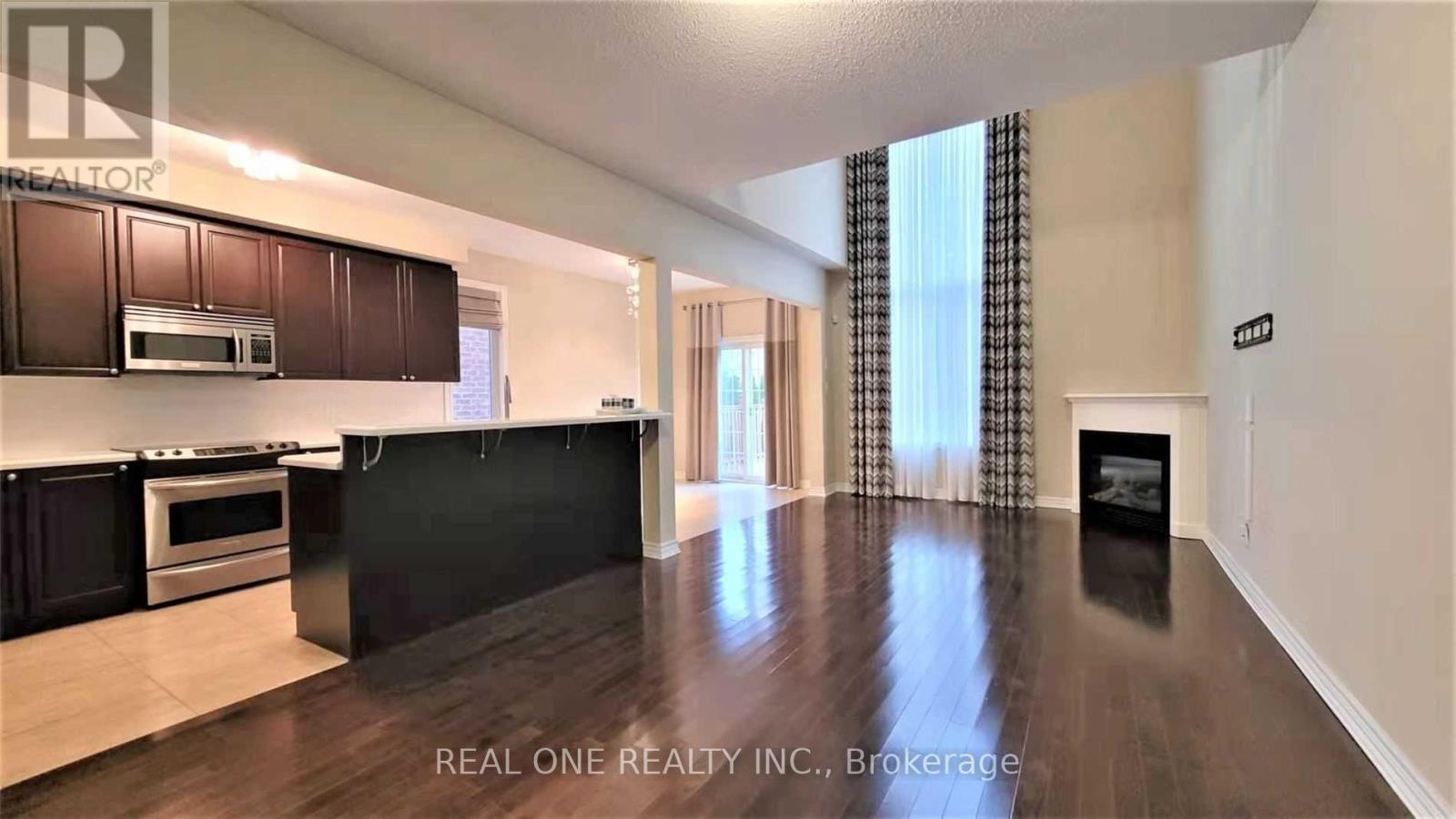 2495 Felhaber Crescent, Oakville, Ontario  L6H 7R8 - Photo 2 - W12599466