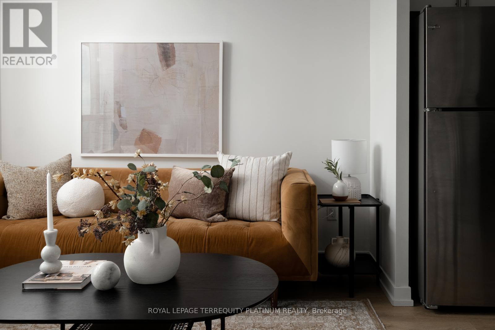 1407 - 1420 Dupont Street, Toronto, Ontario  M6H 0C2 - Photo 5 - W12599470