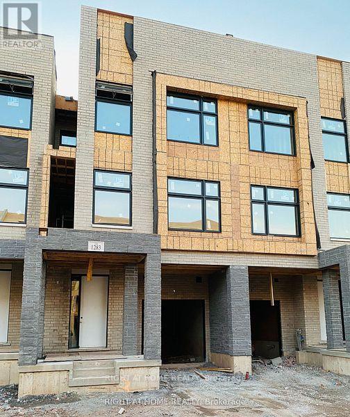 1284 Muller Lane, Oakville, Ontario  L6H 7G1 - Photo 2 - W12599478