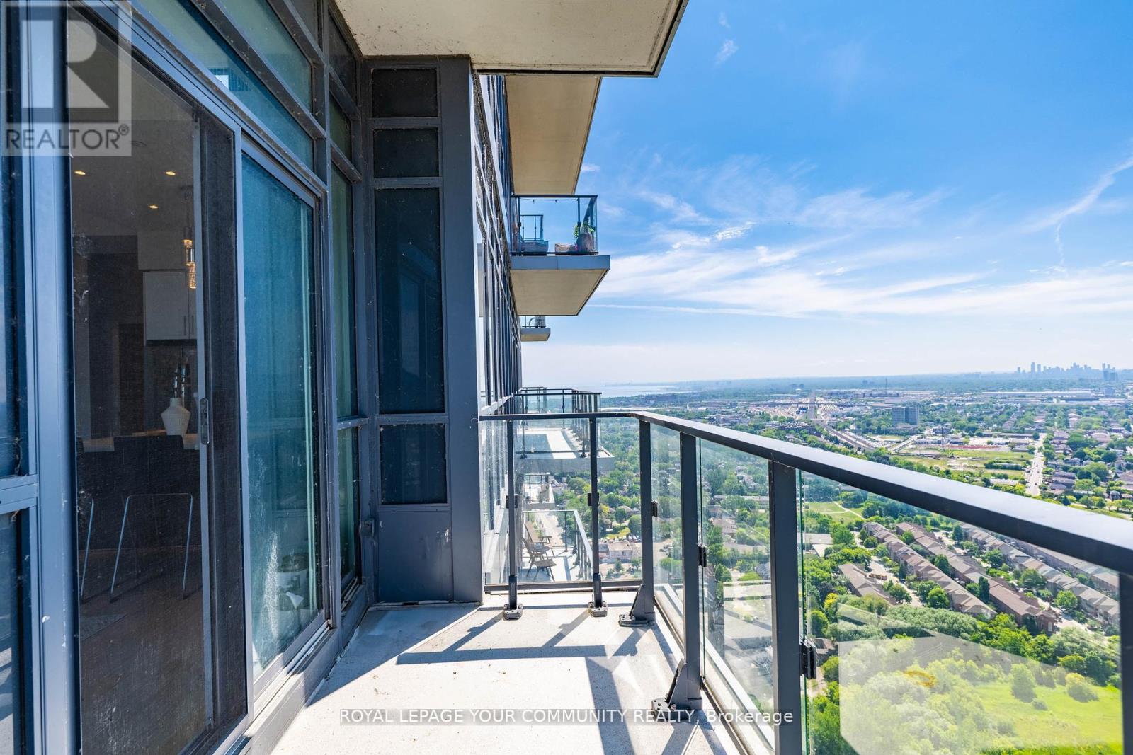 Lp04 - 2220 Lakeshore Boulevard W, Toronto, Ontario  M8V 0C1 - Photo 21 - W12599482