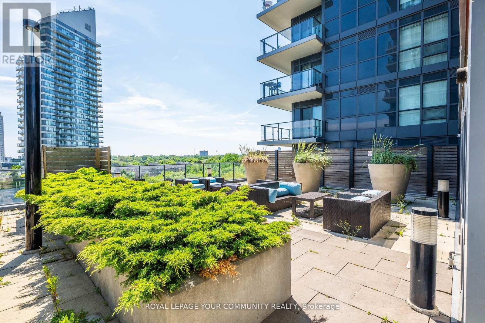 Lp04 - 2220 Lakeshore Boulevard W, Toronto, Ontario  M8V 0C1 - Photo 30 - W12599482