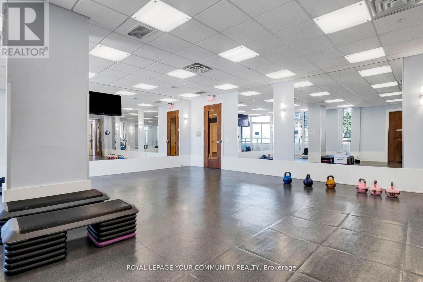 Lp04 - 2220 Lakeshore Boulevard W, Toronto, Ontario  M8V 0C1 - Photo 32 - W12599482