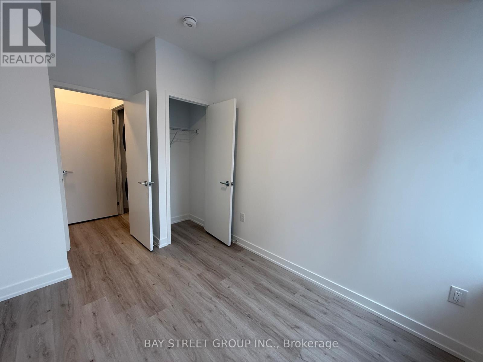 2705 - 395 Square One Drive, Mississauga, Ontario  L5B 0P6 - Photo 23 - W12599486