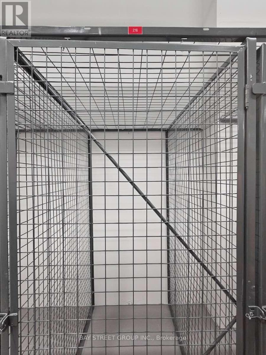 2705 - 395 Square One Drive, Mississauga, Ontario  L5B 0P6 - Photo 27 - W12599486