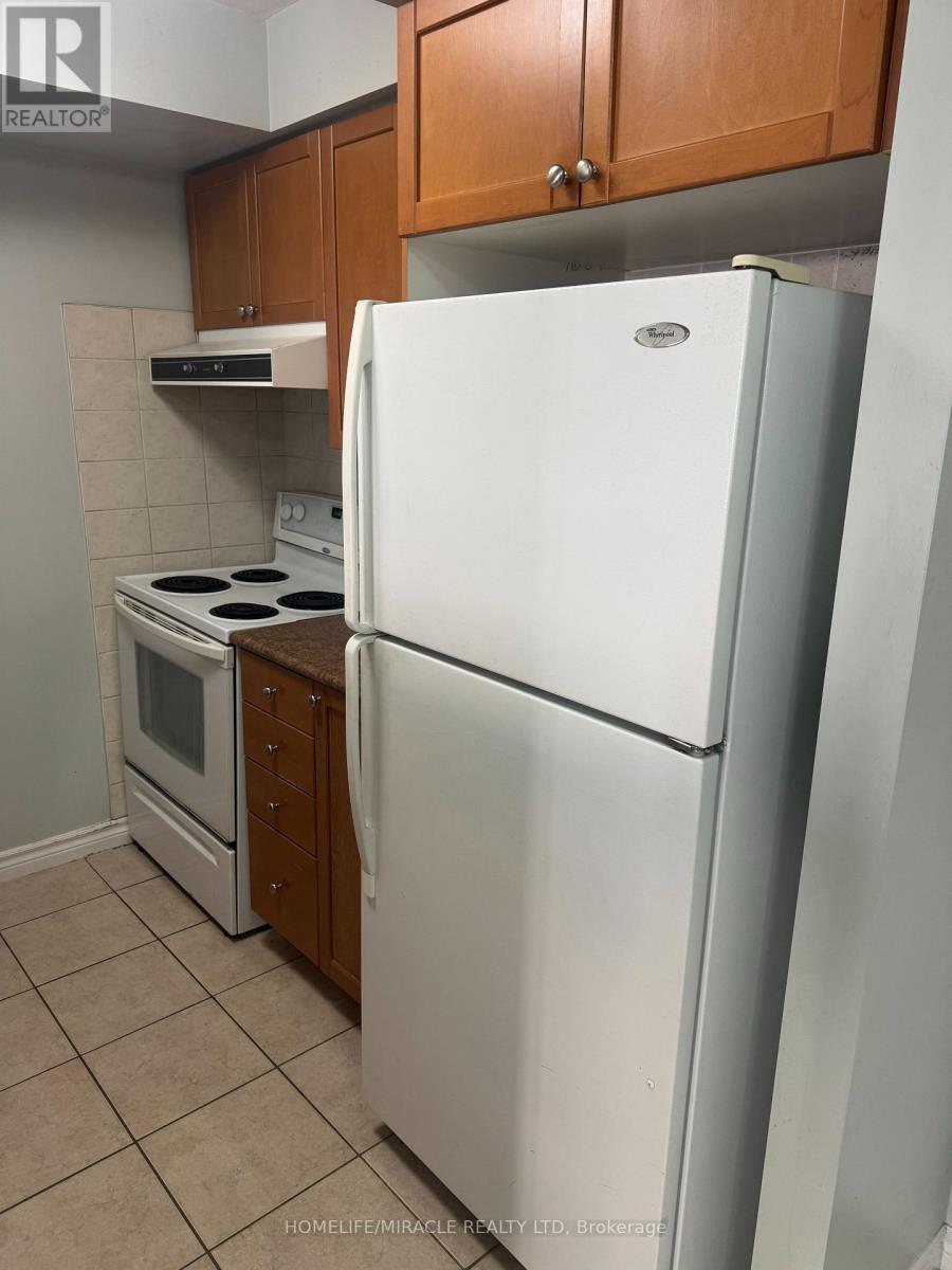 1624 - 700 Humberwood Boulevard, Toronto, Ontario  M9W 7J4 - Photo 10 - W12599500