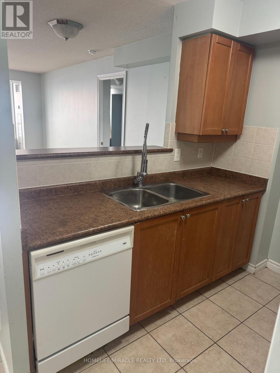 1624 - 700 Humberwood Boulevard, Toronto, Ontario  M9W 7J4 - Photo 11 - W12599500