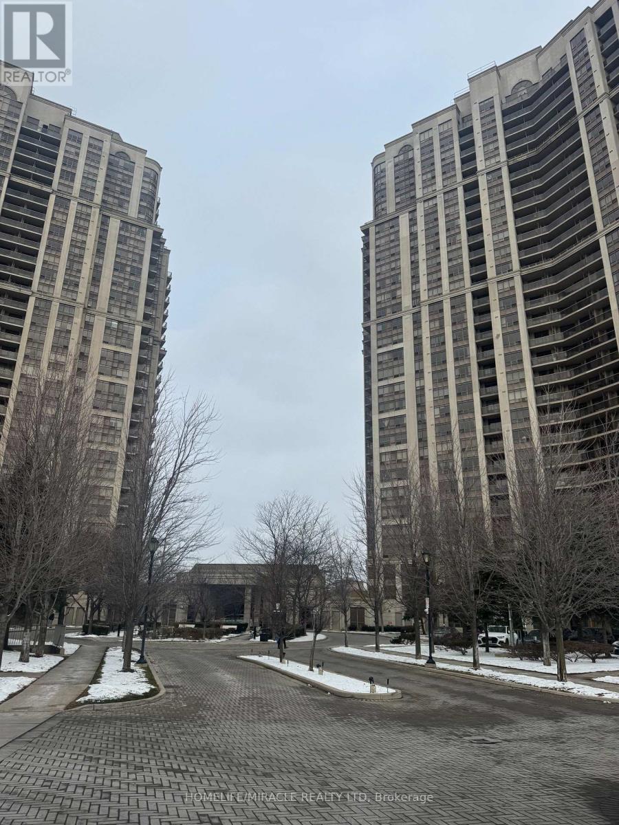 1624 - 700 Humberwood Boulevard, Toronto, Ontario  M9W 7J4 - Photo 2 - W12599500