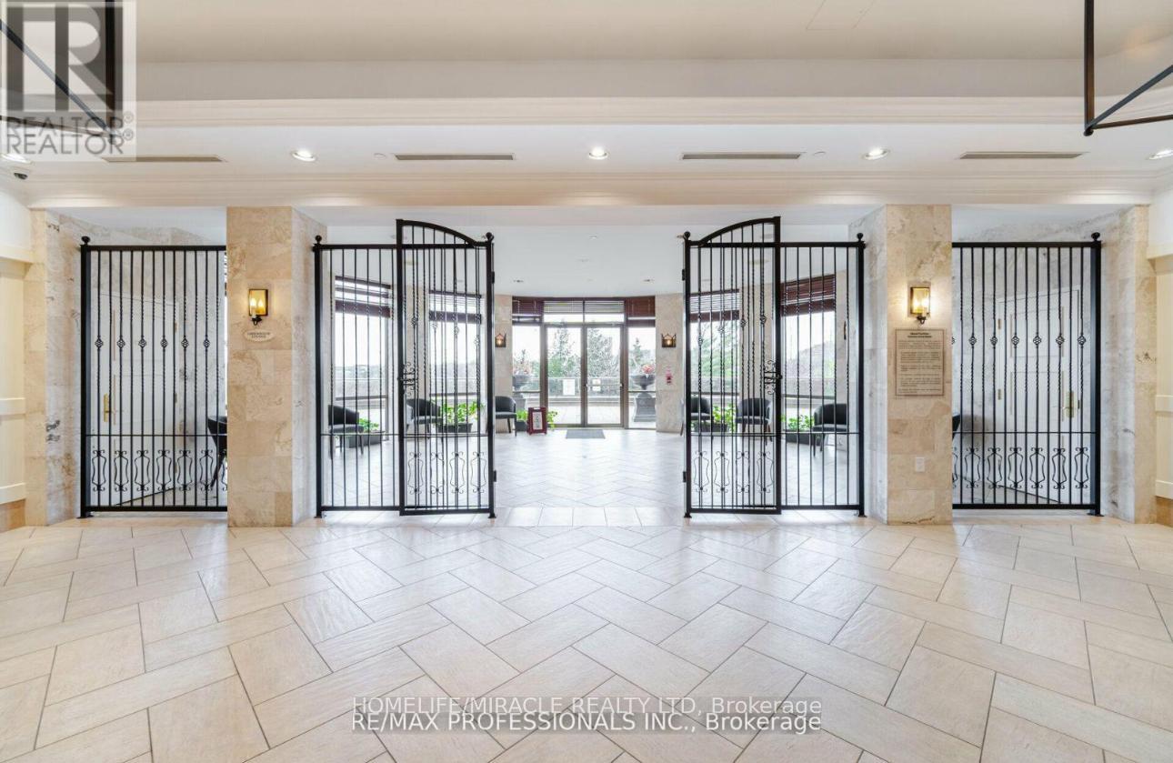 1624 - 700 Humberwood Boulevard, Toronto, Ontario  M9W 7J4 - Photo 4 - W12599500