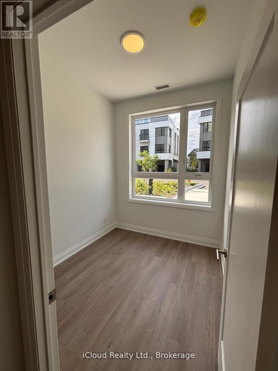 112 - 3250 Carding Mill Trail, Oakville, Ontario  L6M 1L3 - Photo 9 - W12599534