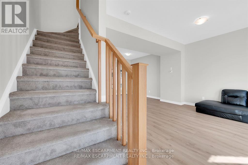 5 - 19 Picardy Drive, Hamilton, Ontario  L8J 0M7 - Photo 20 - X12599556