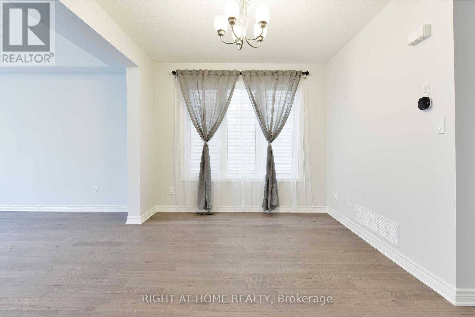 623 Perseus Avenue, Ottawa, Ontario  K2J 6S7 - Photo 5 - X12599578