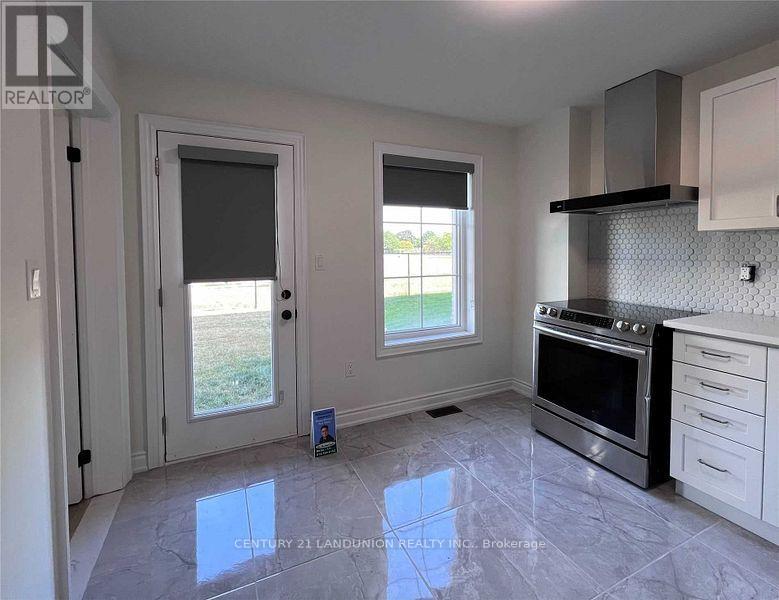 #2 - 75 William Durie Way, Toronto, Ontario M2R 2N2 - Photo 21 - C12572026