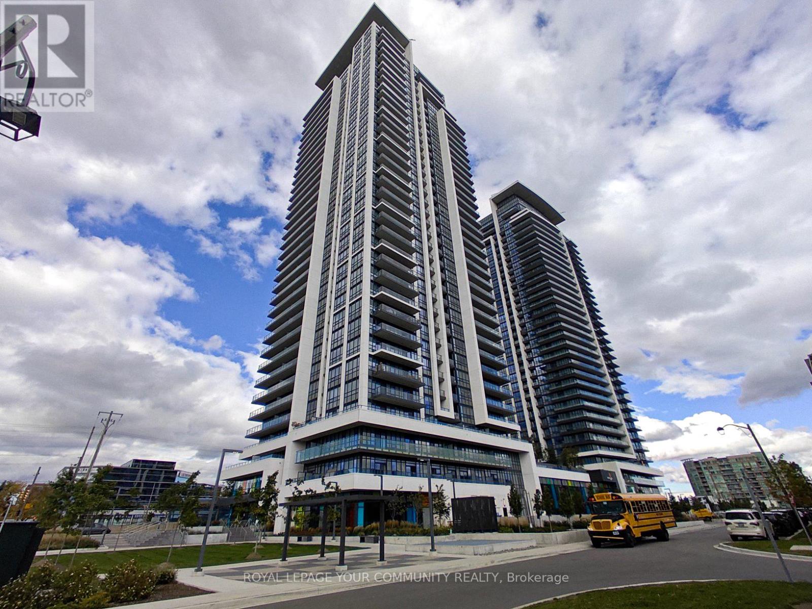 2012 - 12 Ghandi Lane, Markham, Ontario  L3T 0G8 - Photo 2 - N12598778